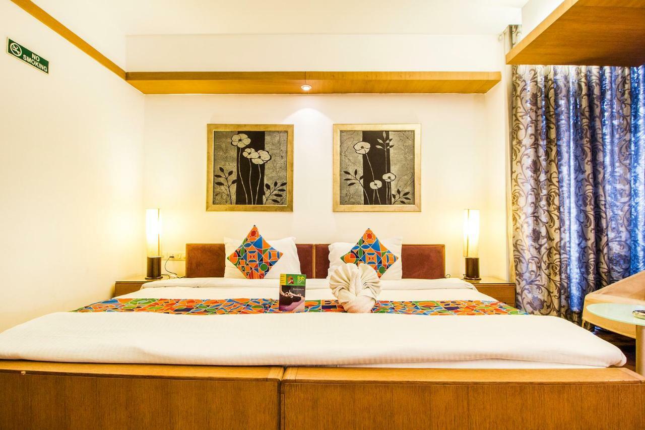 Fabhotel Raj Darbar Gurgaon Esterno foto
