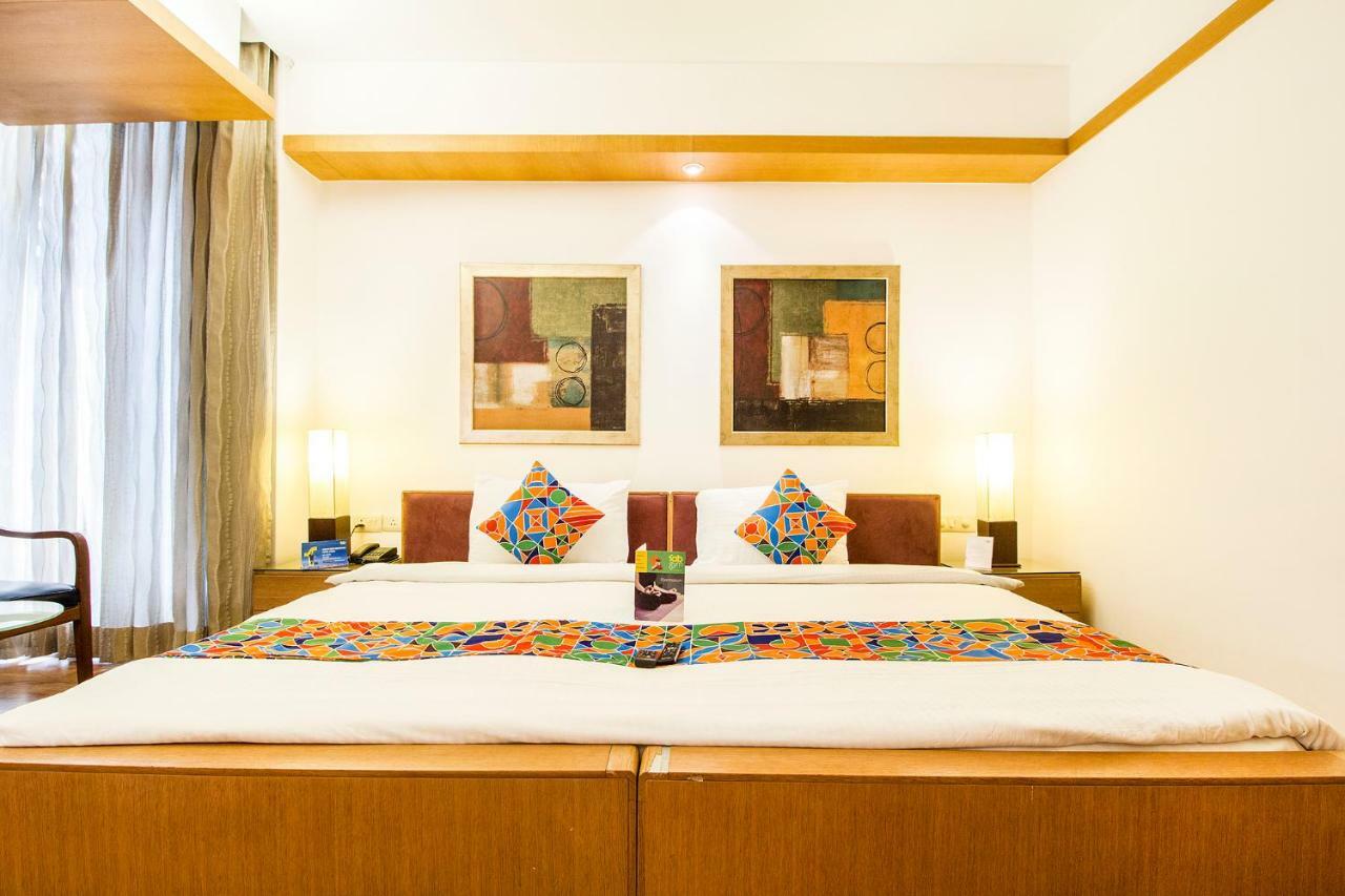 Fabhotel Raj Darbar Gurgaon Esterno foto