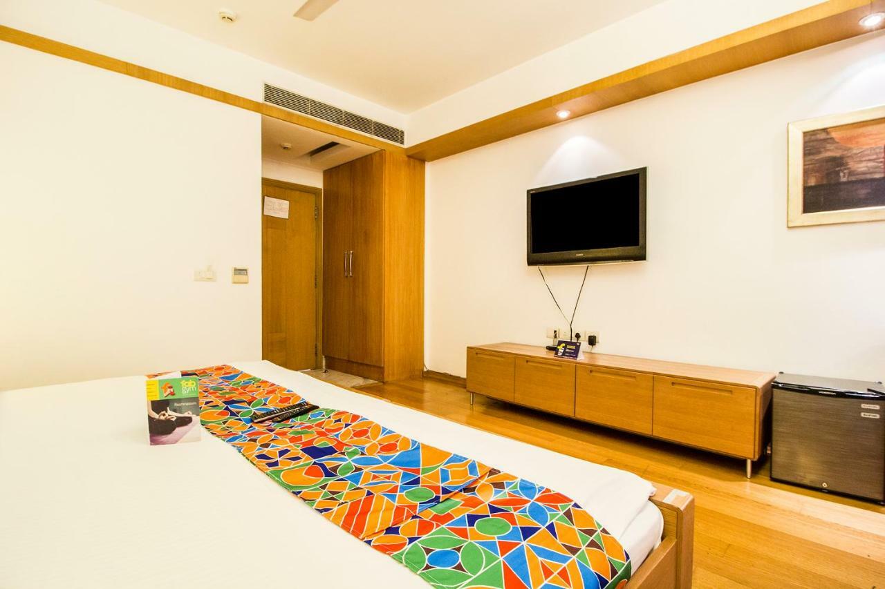 Fabhotel Raj Darbar Gurgaon Esterno foto
