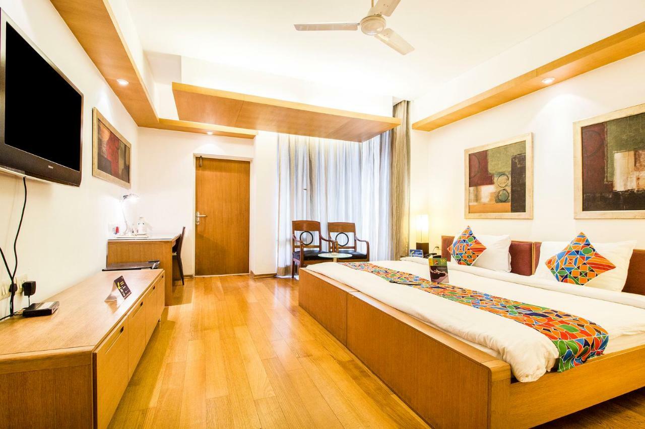 Fabhotel Raj Darbar Gurgaon Esterno foto